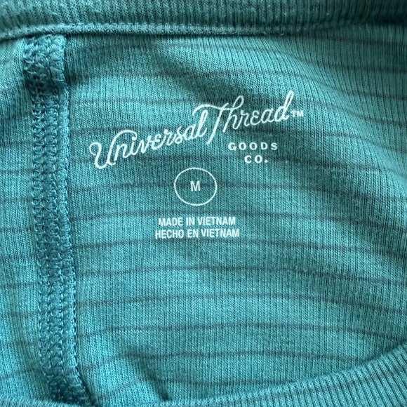 Universal Thread Forest Green Long Sleeve Tee - Picture 5 of 6